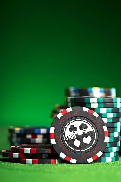 Side bet payout schedule displayed on Caribbean Stud Poker table interface